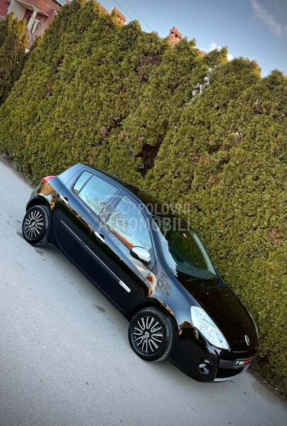 Renault Clio YAHOO CH