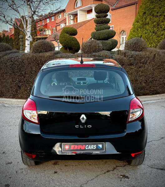 Renault Clio YAHOO CH
