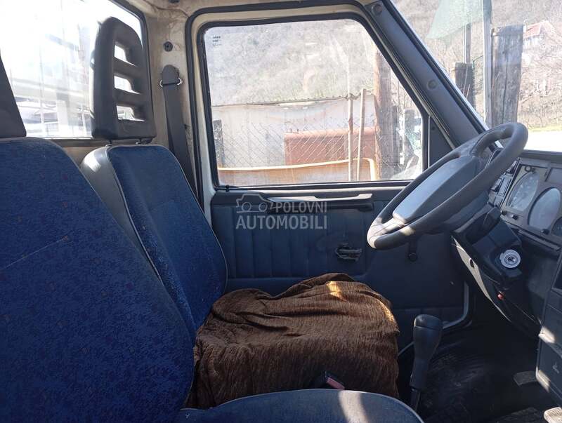 Zastava New riwal dejli