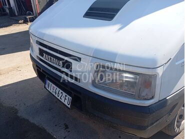 Zastava New riwal dejli