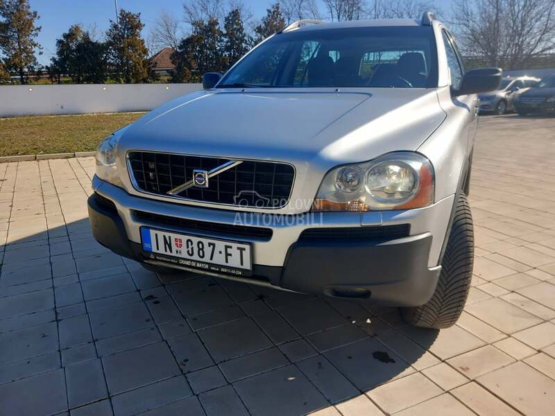 Volvo XC90 