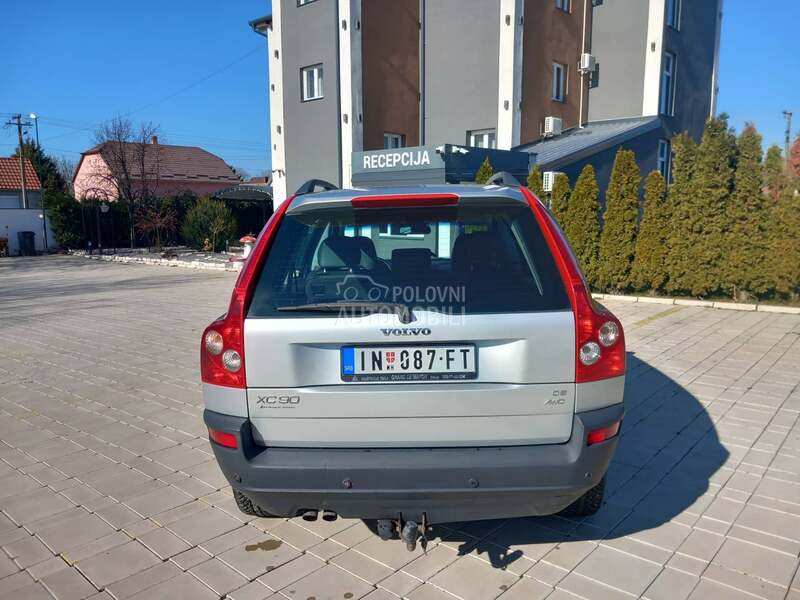 Volvo XC90 