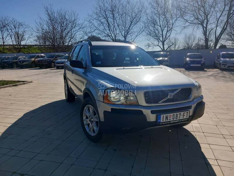 Volvo XC90 