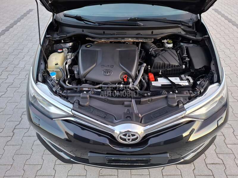 Toyota Auris 