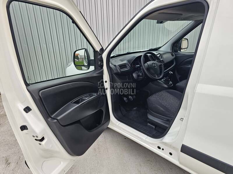 Opel Combo 1.3 cdti / M A X I /
