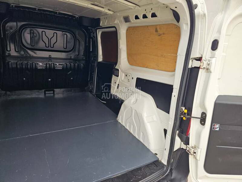 Opel Combo 1.3 cdti / M A X I /