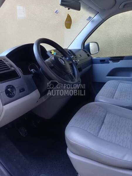 Volkswagen Transporter T5 