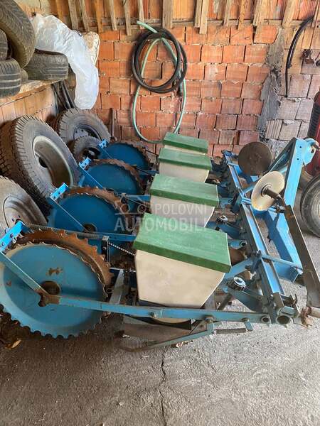 OLT sejalica za kukuruz