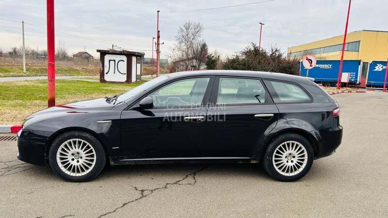 Alfa Romeo 159 