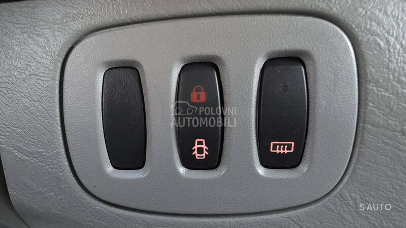 Renault Trafic KREDlTl BEZ UCESCA