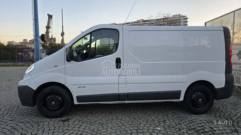 Renault Trafic KREDlTl BEZ UCESCA