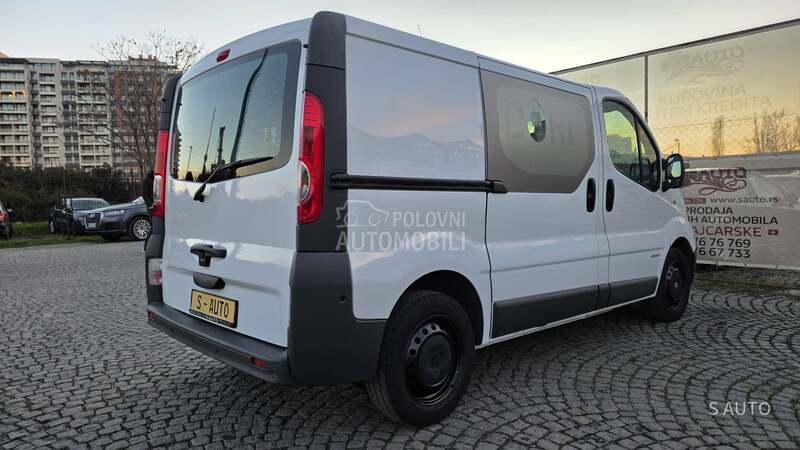 Renault Trafic KREDlTl BEZ UCESCA