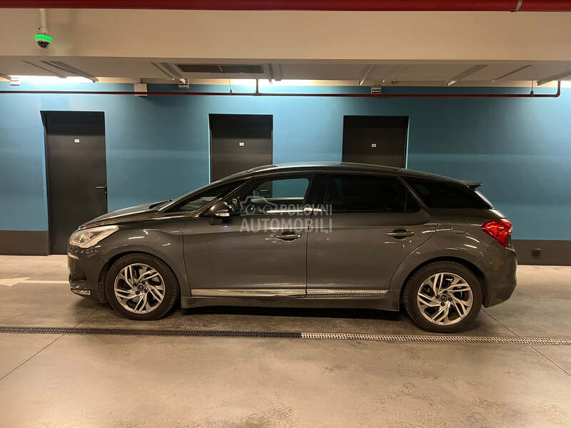Citroen DS5 