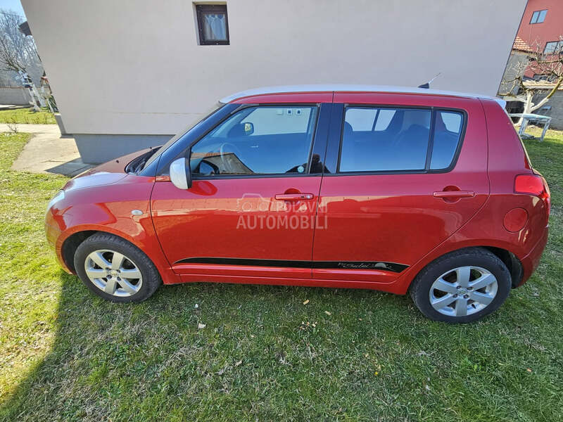 Suzuki Swift 