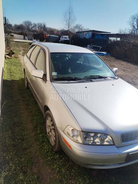 Volvo V40 1.8i