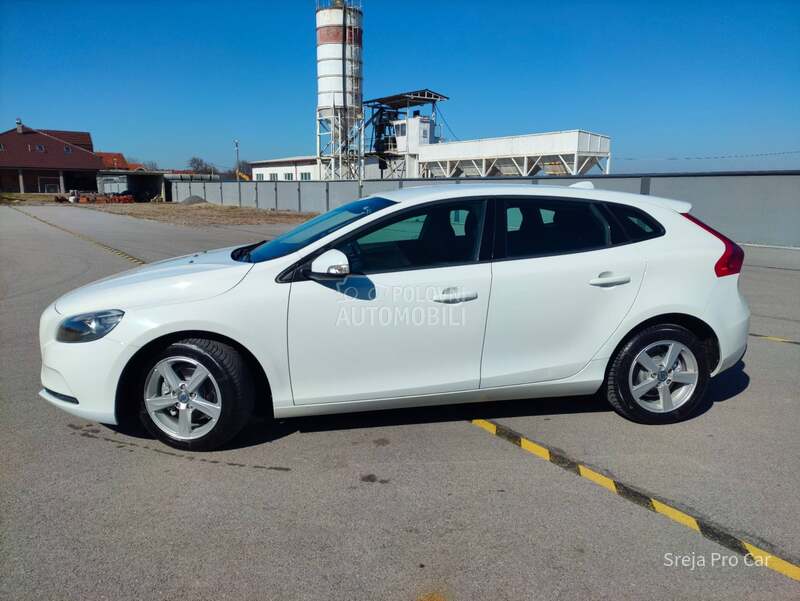 Volvo V40 1.6 D D2
