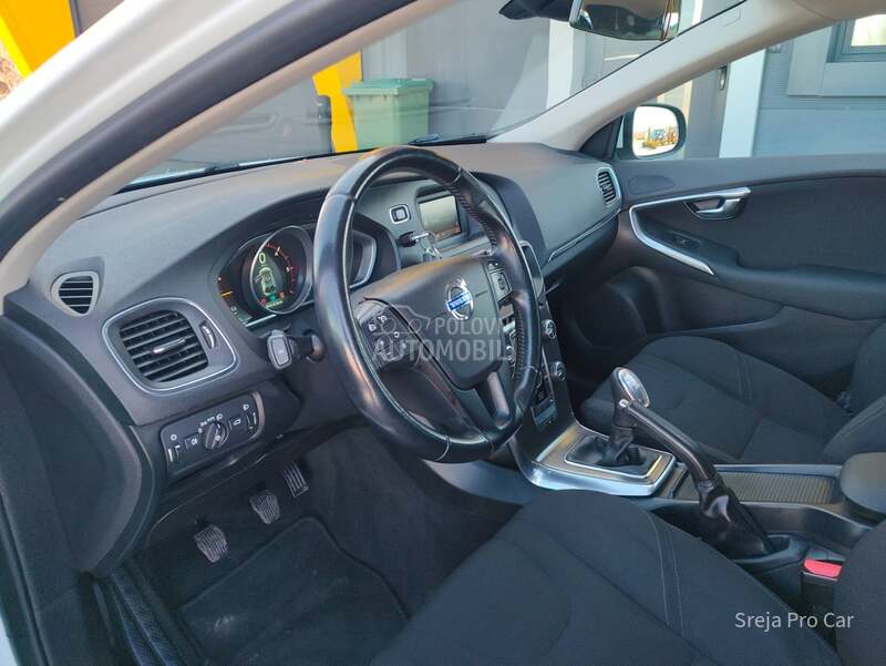 Volvo V40 1.6 D D2