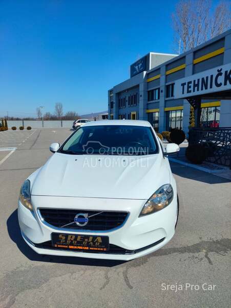 Volvo V40 1.6 D D2