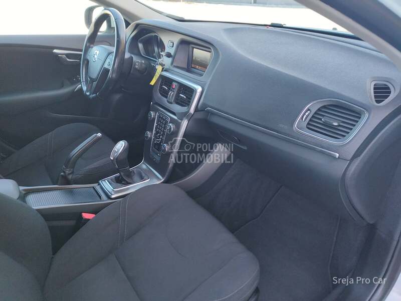 Volvo V40 1.6 D D2