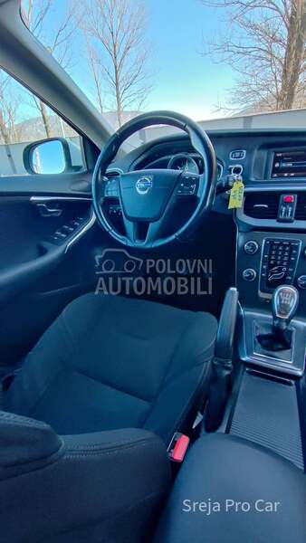 Volvo V40 1.6 D D2