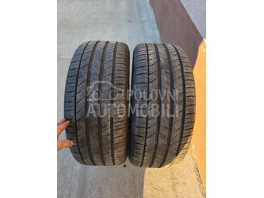 Kumho 245/45 R18 Letnja