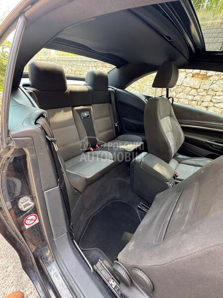 Volkswagen EOS 
