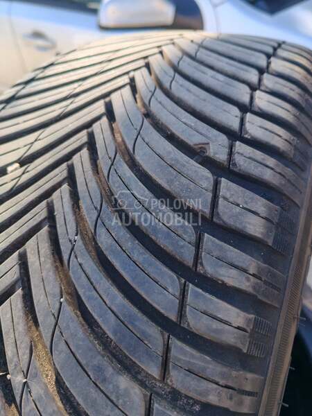 BFGoodrich 235/45 R18 Sve sezone