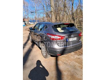Nissan Qashqai j11
