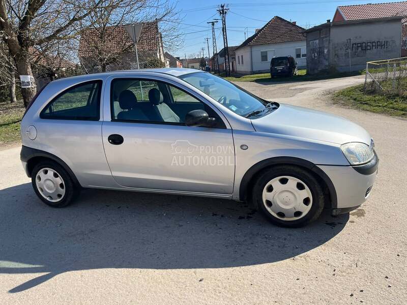 Opel Corsa C 1.0i 12V