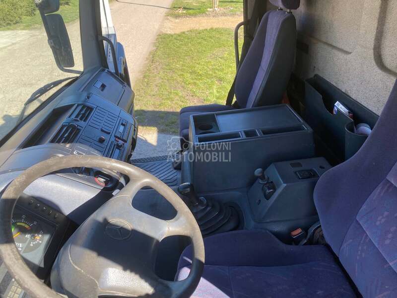 Mercedes Benz Atego818L