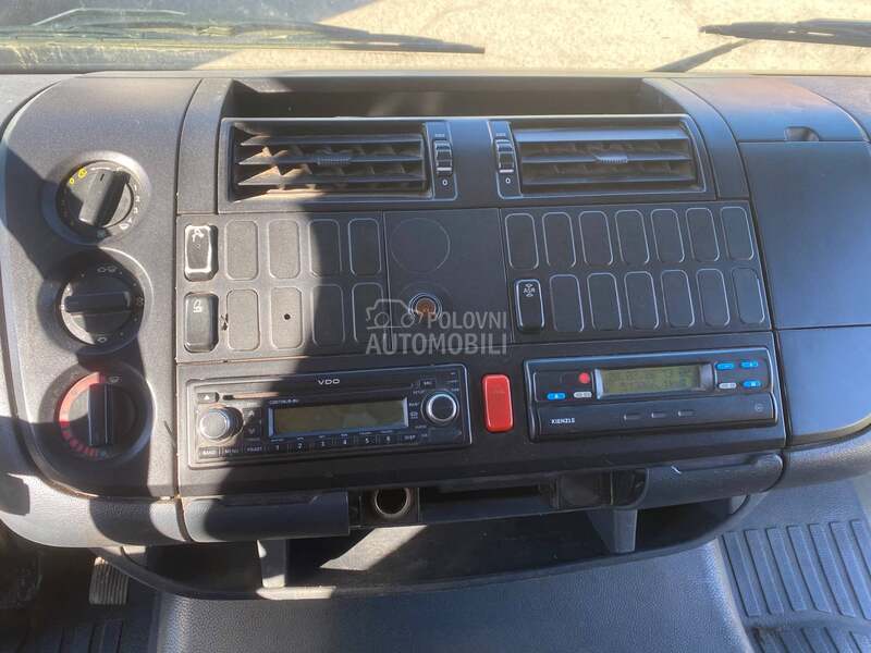 Mercedes Benz Atego818L