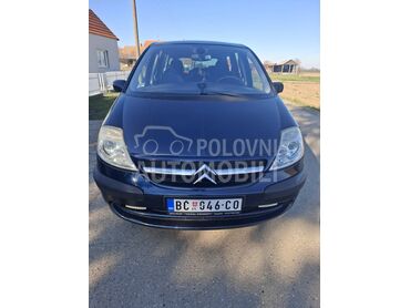 Citroen C8 