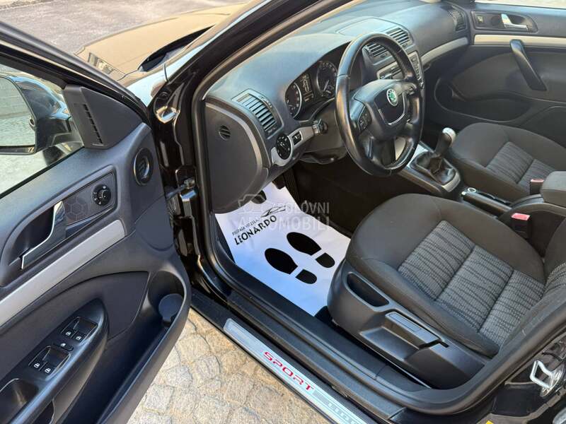 Škoda Octavia 1.6 TDI Sport line
