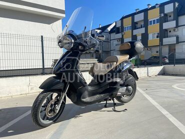 Piaggio Beverly 250 cruiser