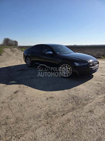 Audi S6 
