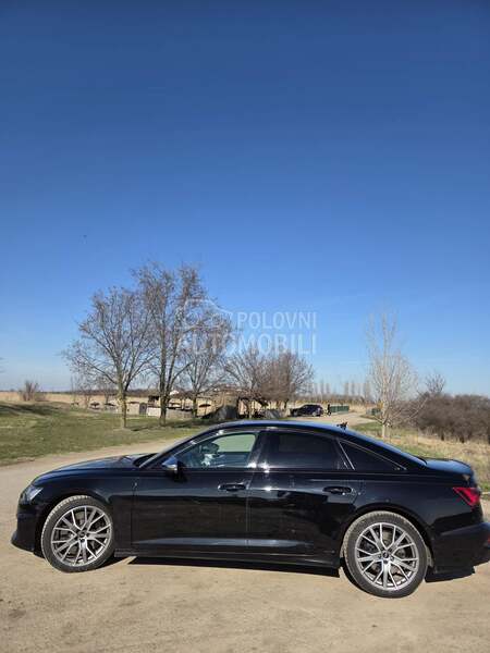 Audi S6 