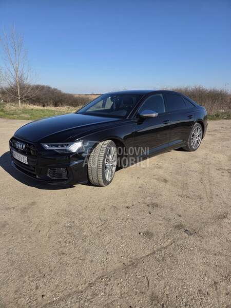 Audi S6 