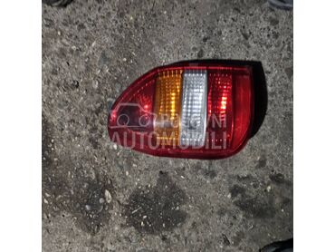 Stop svetlo za Opel Zafira od 1999. do 2005. god.
