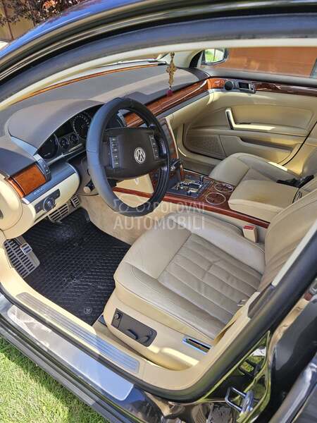 Volkswagen Phaeton 3.0