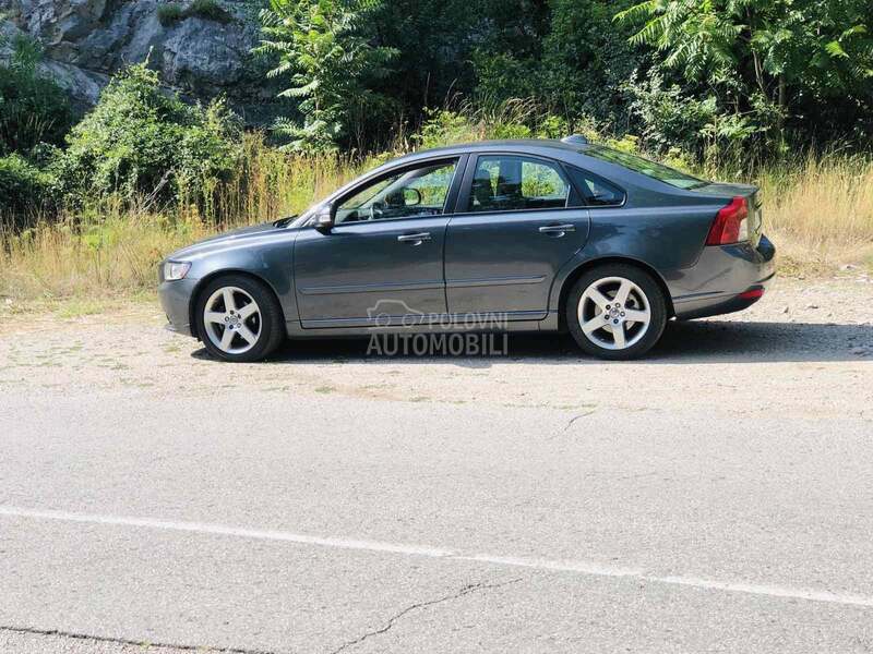 Volvo S40 