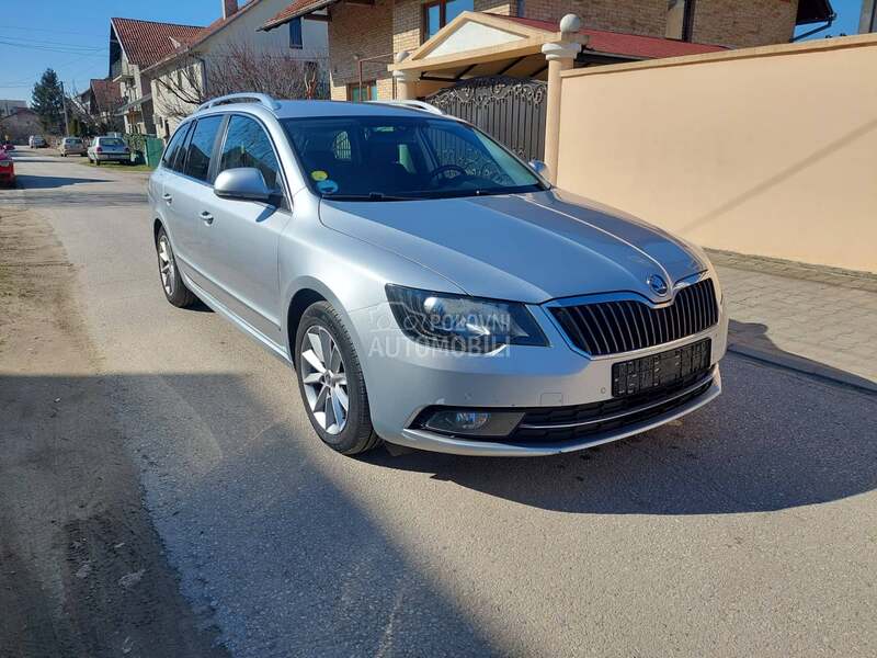 Škoda Superb 
