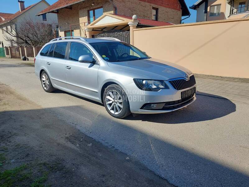 Škoda Superb 