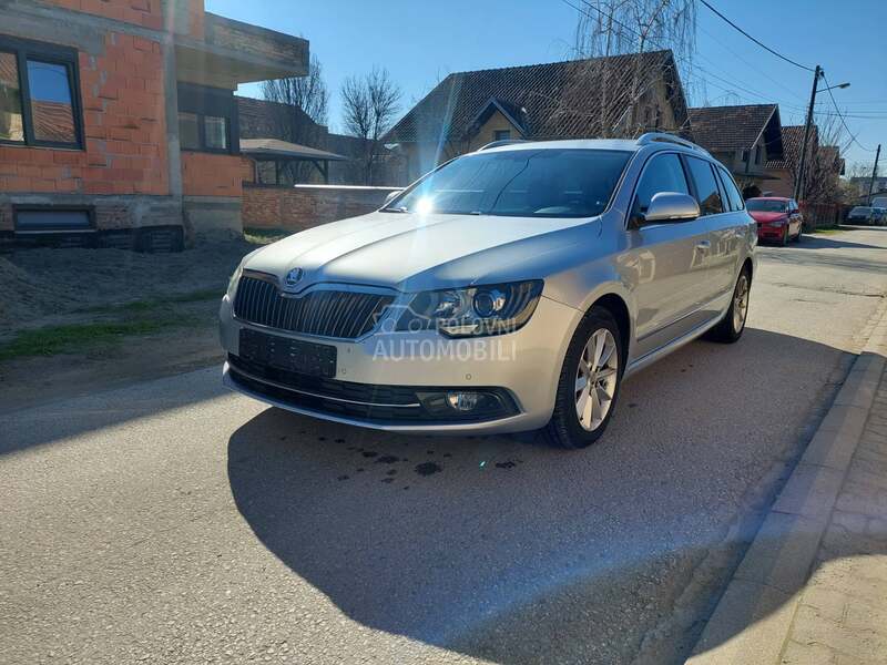 Škoda Superb 