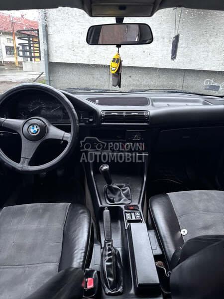 BMW 520 E34