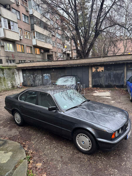 BMW 520 E34
