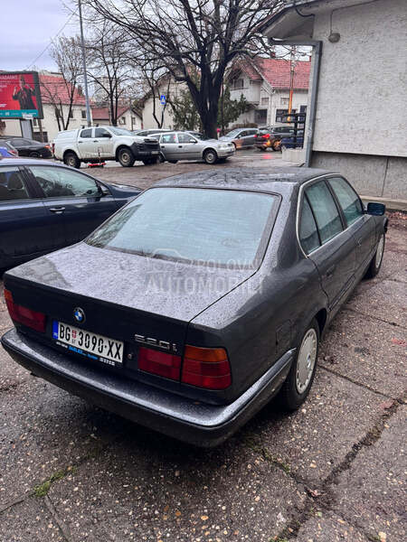 BMW 520 E34