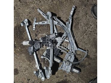 Podizači stakala za Opel Zafira od 1999. do 2005. god.