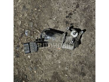 Motorić brisača za Opel Zafira od 1999. do 2005. god.