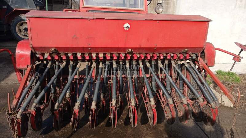 IMT zitna sejalica 23 reda