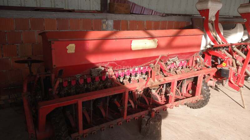 IMT zitna sejalica 23 reda